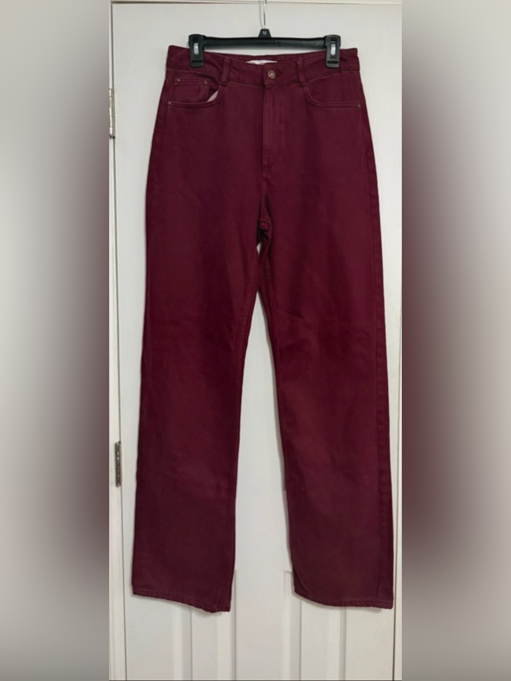 Zara Women's Maroon Straight-Leg Jeans